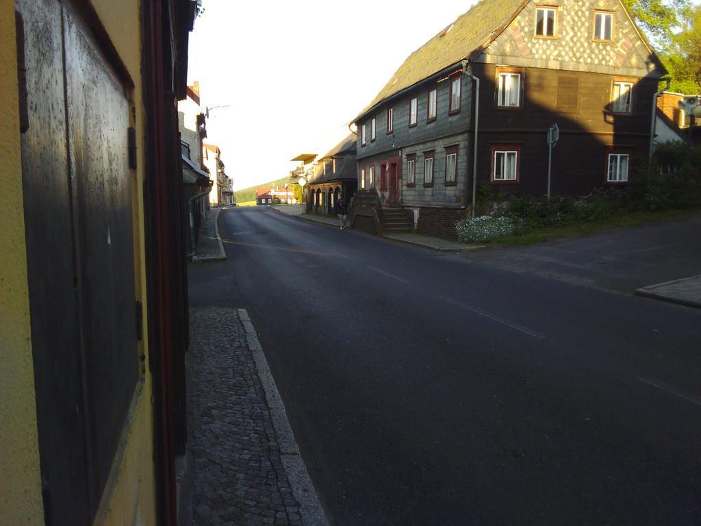 Appartement Jiretinska Chaloupka à Jiřetín pod Jedlovou Extérieur photo