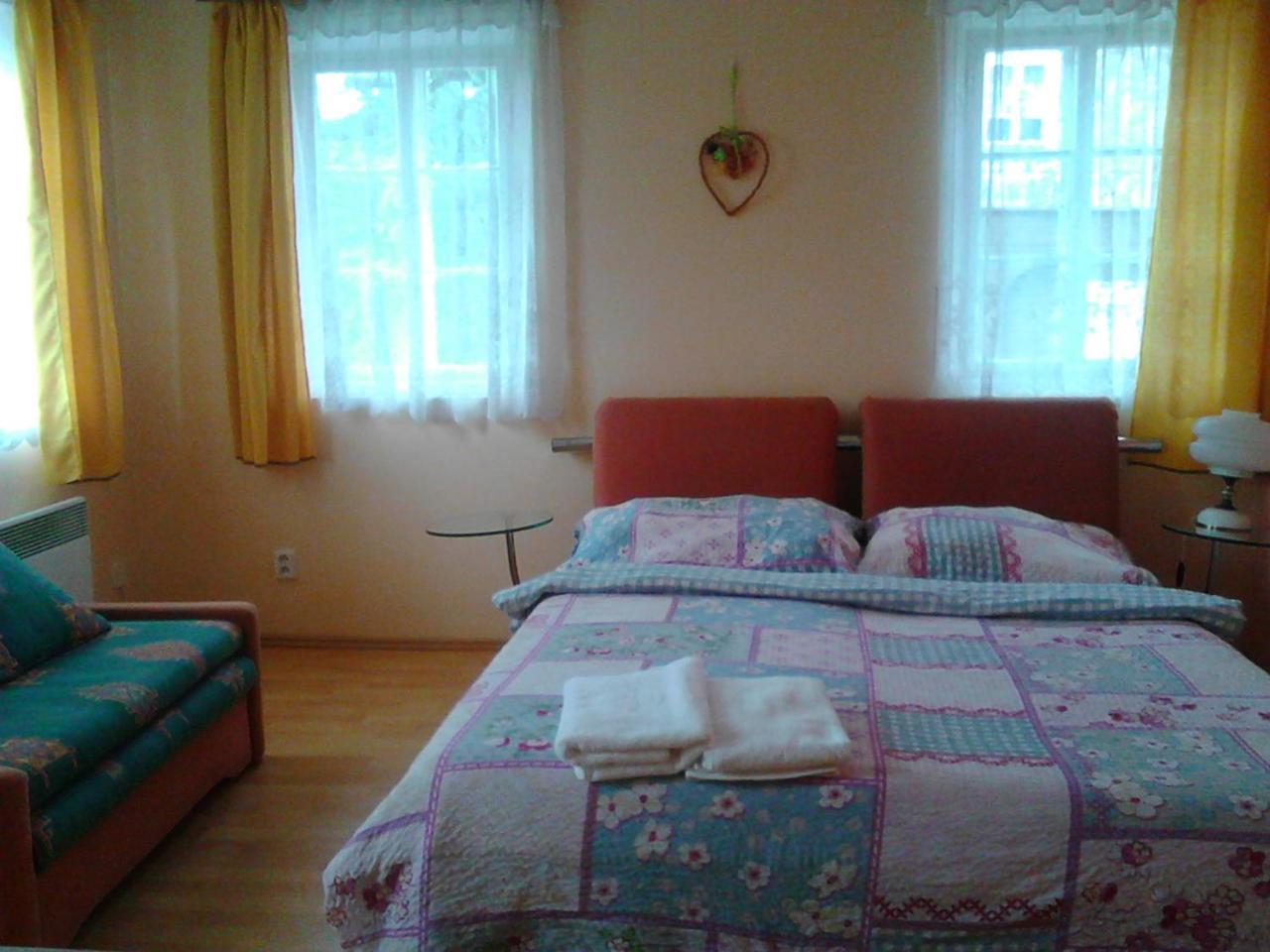 Appartement Jiretinska Chaloupka à Jiřetín pod Jedlovou Extérieur photo